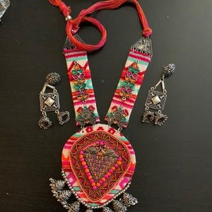 Indian unique necklace with earrings